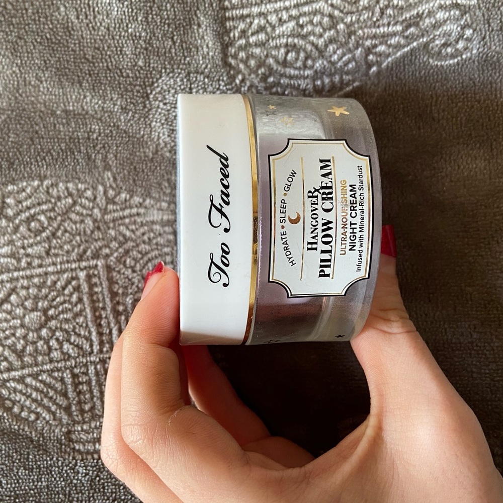 Too faced Hangover Pillow Cream